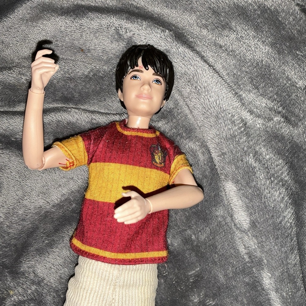 Mattel Wizarding World of Harry Potter Doll ~ Quidditch Harry Potter 10.5" (A13)